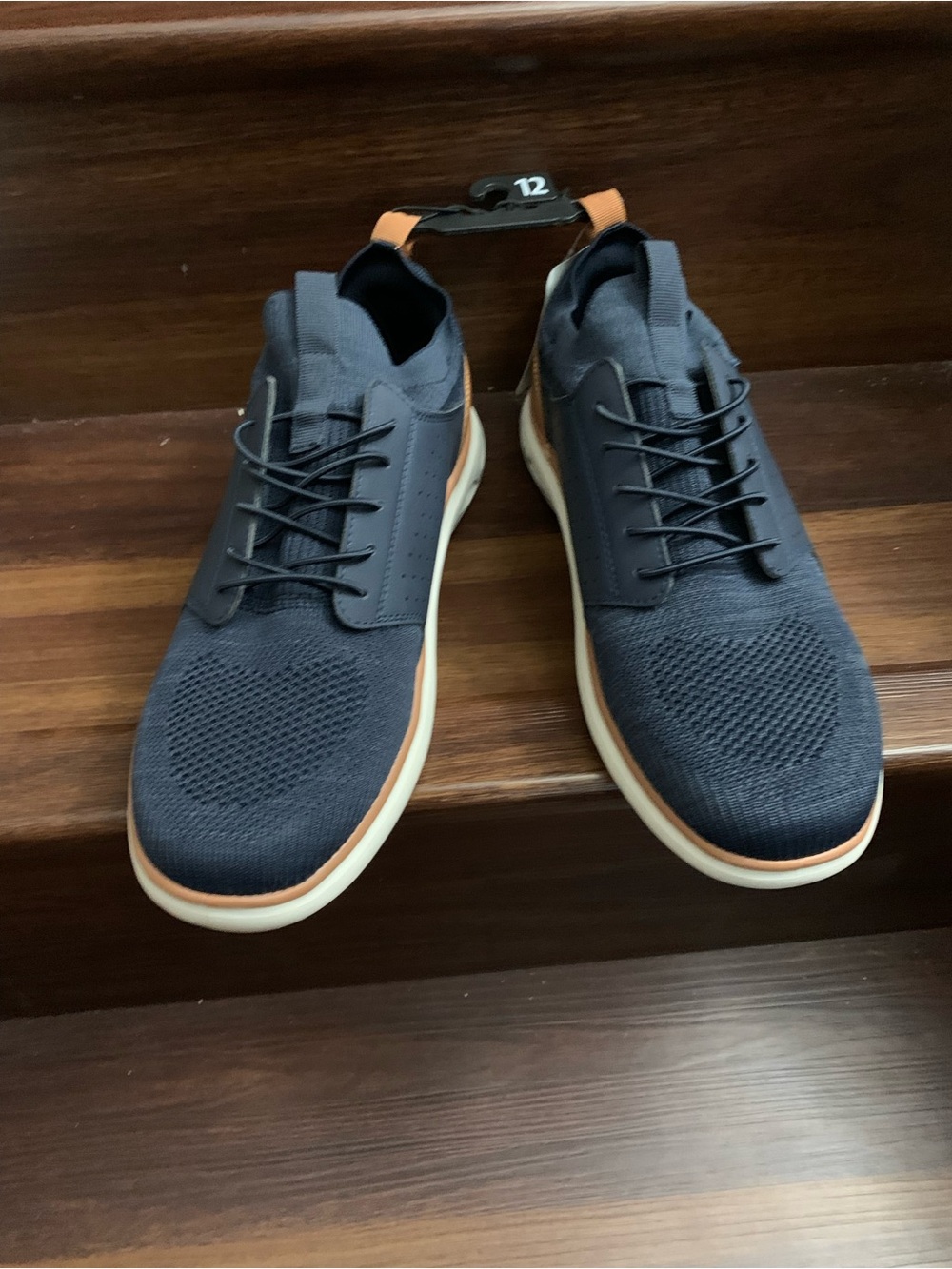New Men’s George Navy Knit Lace-Up Sneakers with White and Tan Accents. Size 12